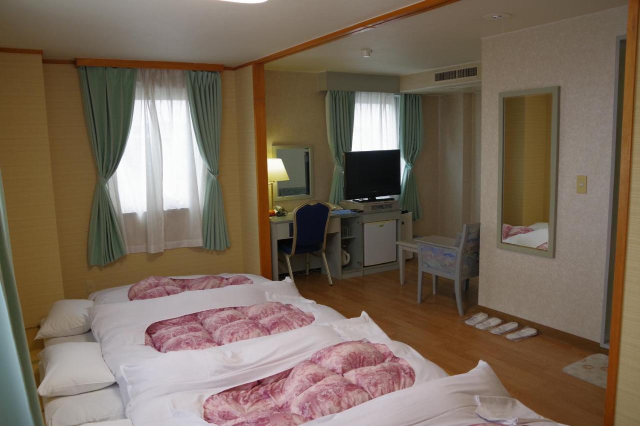 Seagrande Shimizu Station Hotel Шідзуока Екстер'єр фото